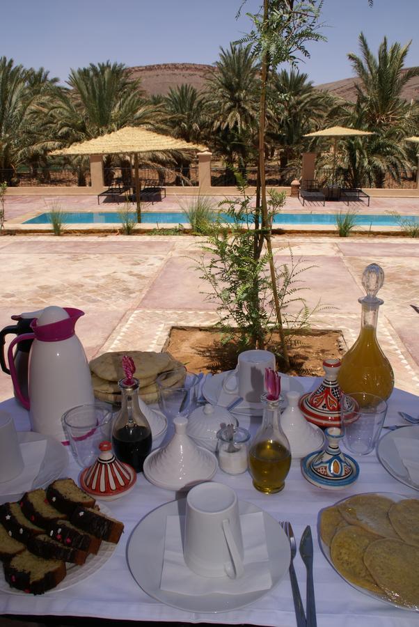 Riad Les Jardins De Tafraoute Foum Mharech Екстериор снимка